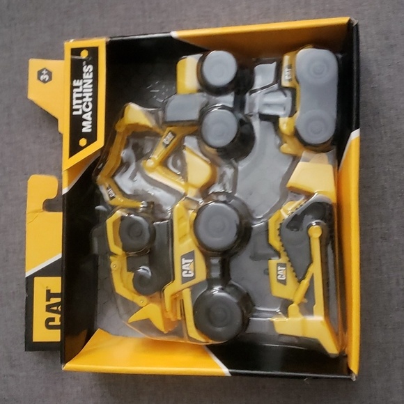 CAT little machines construction toy new unisex ages 3+ small parts cho… - Picture 1 of 5